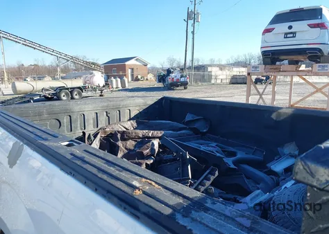 2018 Ford F150 from USA, damaged, VIN 1FTMF1E51JKD77484